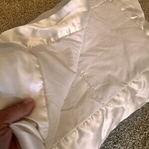 Elegant Cream Satin comforter